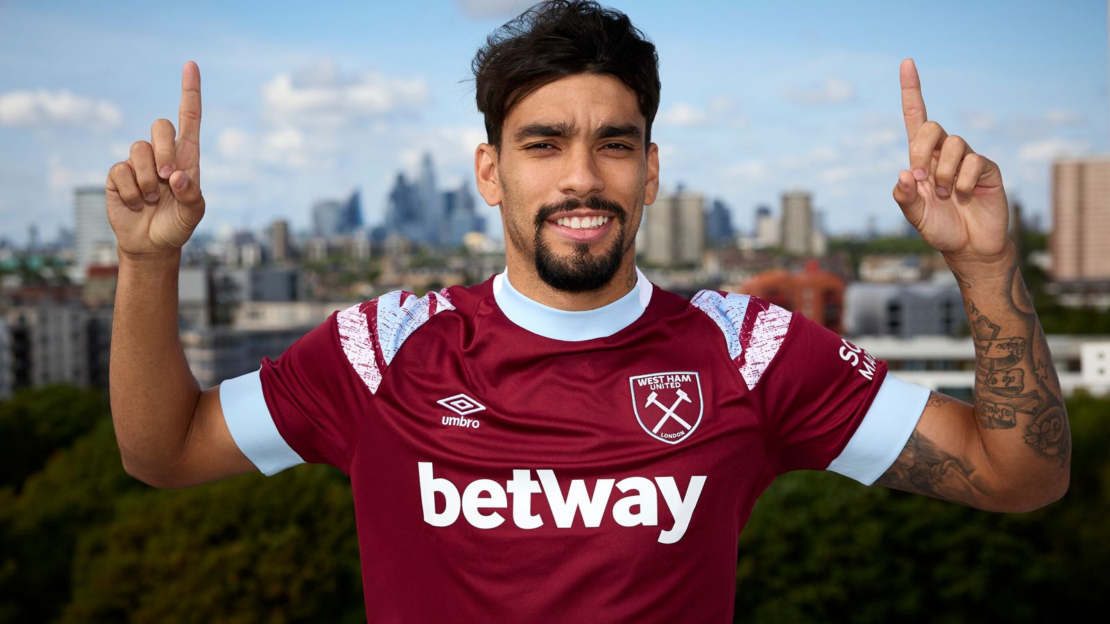 “Respect for my club” – West Ham star ignores question about Manchester City move - Bóng Đá