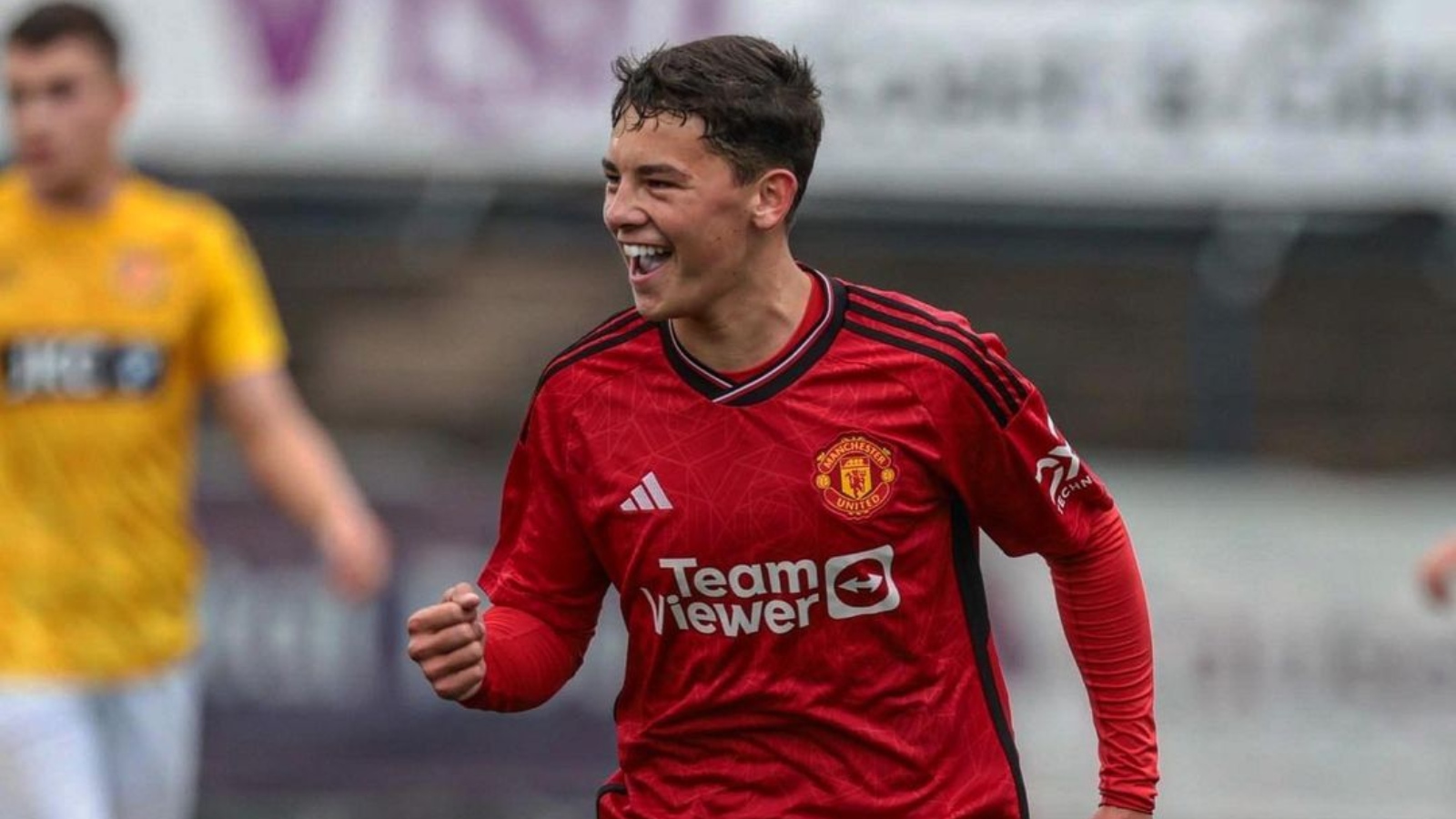 Manchester United's exciting youngster Shea Lacey set to sign professional contract - Bóng Đá