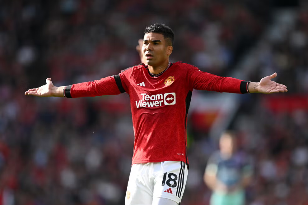 Casemiro 'ignored' Manchester United medical advice as fresh update from Brazil emerges - Bóng Đá