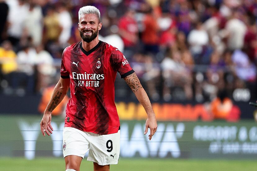 Olivier Giroud completes free summer transfer to LAFC as the French striker will earn $3.2million until 2025 with MLS club - Bóng Đá
