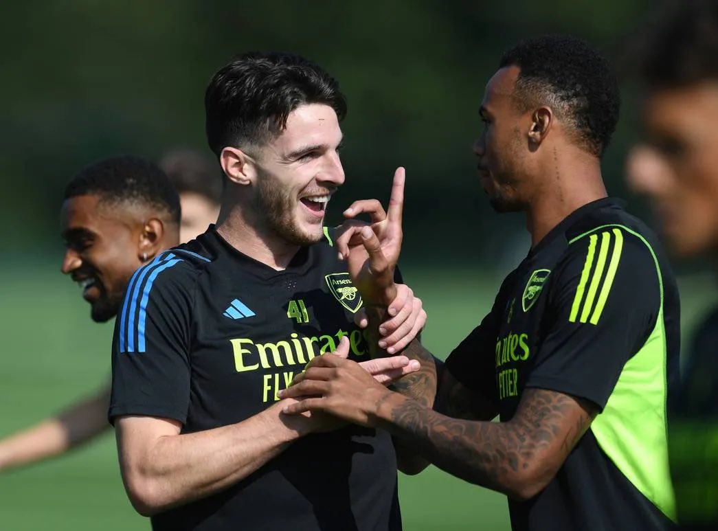 Two Arsenal stars accused of 'wobbling' and allowing Tottenham fightback - Bóng Đá