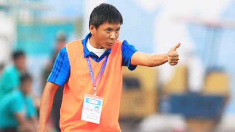 HLV Đình Tân mừng ra mặt khi đội nhà "cưa" điểm trước ĐKVĐ Hà Nội FC
