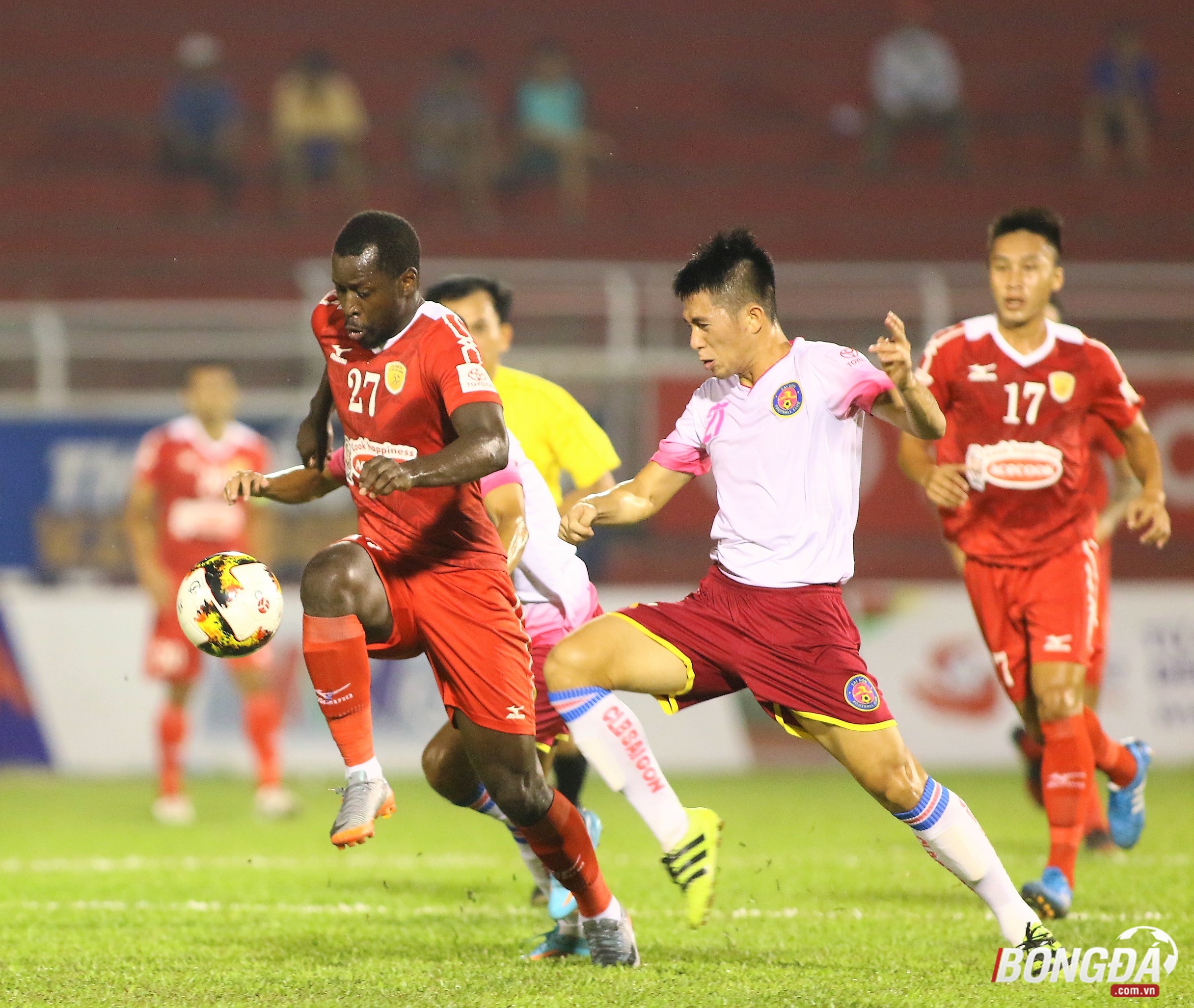 Tiền đạo Da Sylva "tịt ngòi" đội bóng Công Vinh mờ nhạt