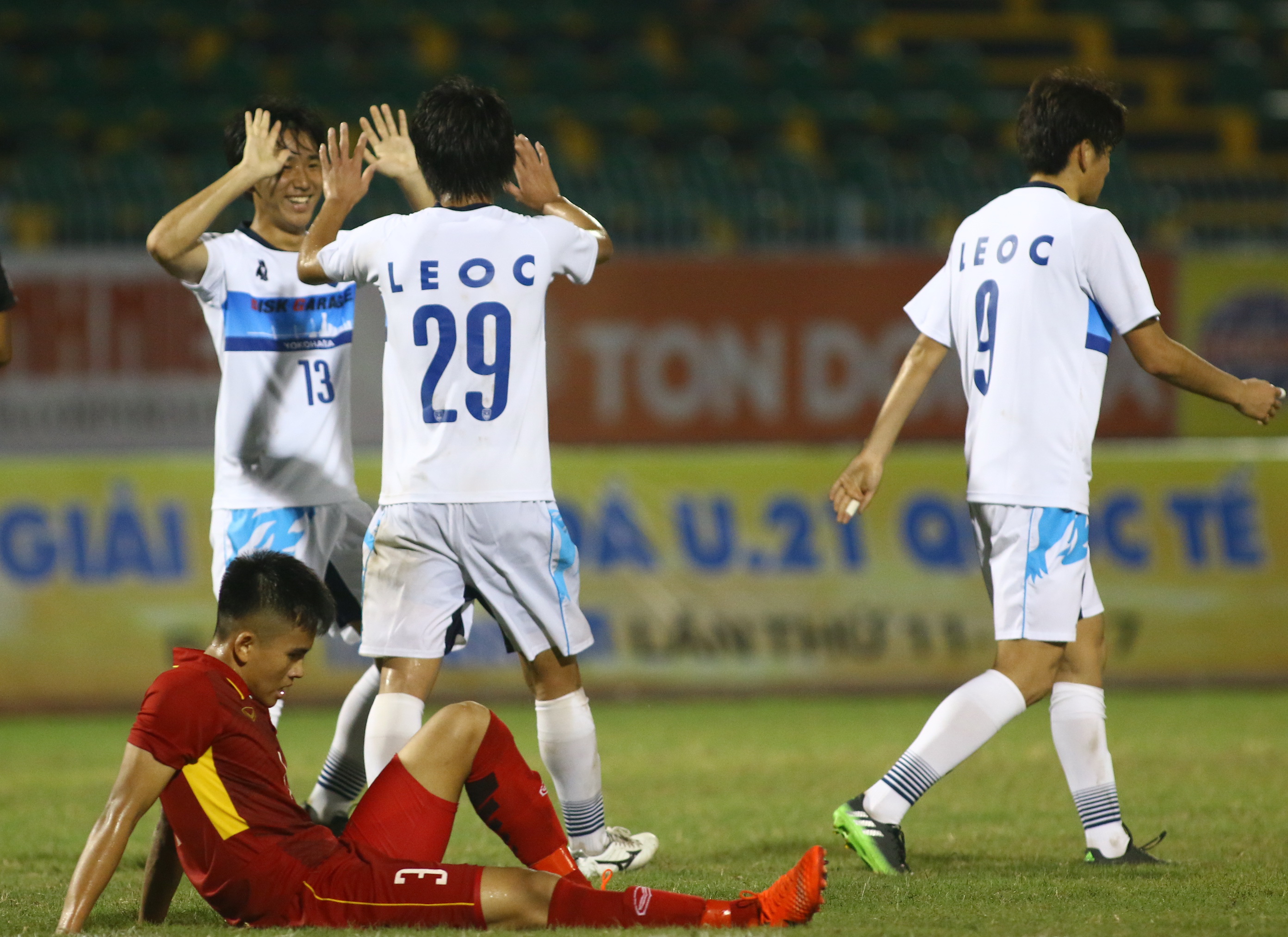  Thắng đậm Việt Nam 3-1, HLV U21 Yokohama chưa tung đội hình mạnh nhất - Bóng Đá