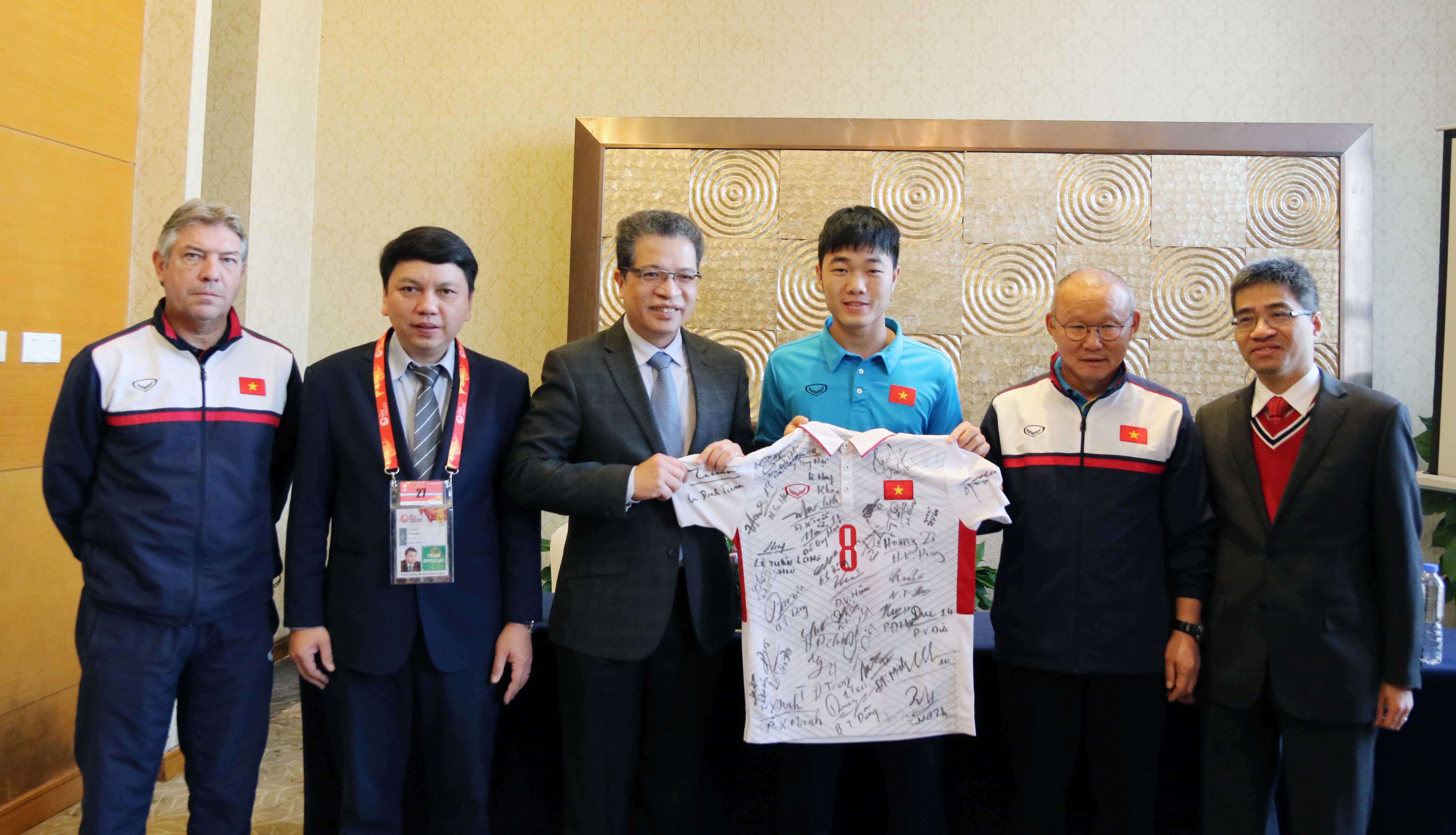 U23 Việt Nam được tiếp “Doping” trước trận bán kết gặp U23 Qata - Bóng Đá