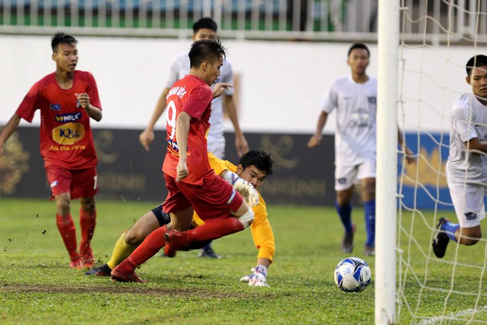 Đây! Lý do khiến đàn em Công Phượng, Xuân Trường 'thui chột'