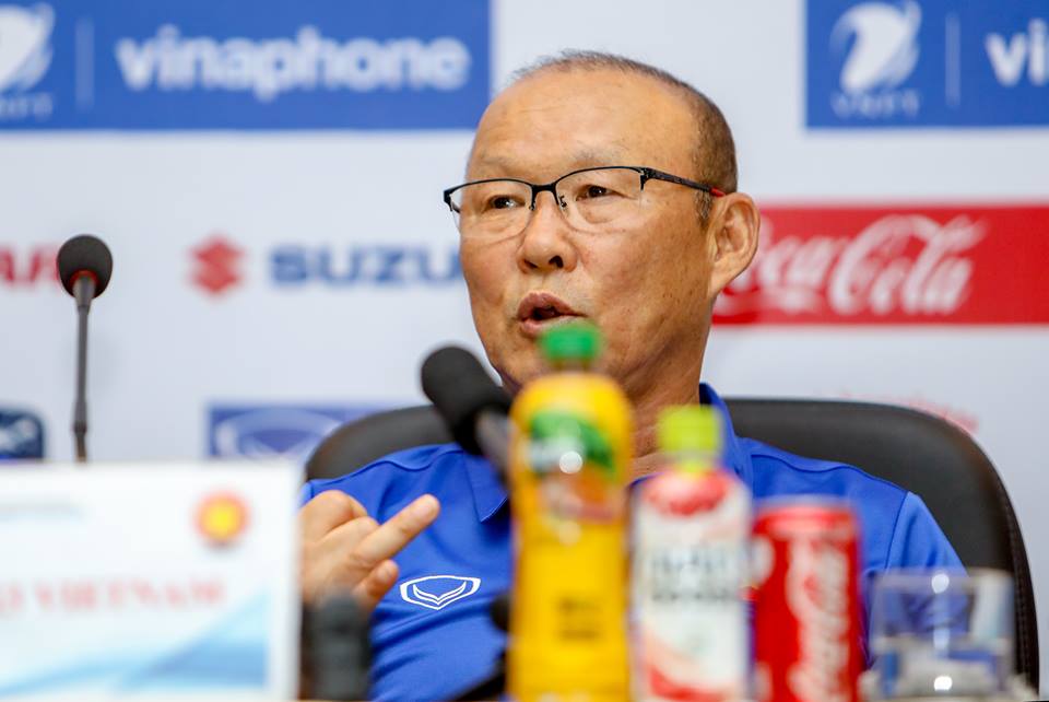 Ảnh bài viết HLV Park Hang-seo giải thích lý do phải "cầm tay chỉ việc" từng cầu thủ