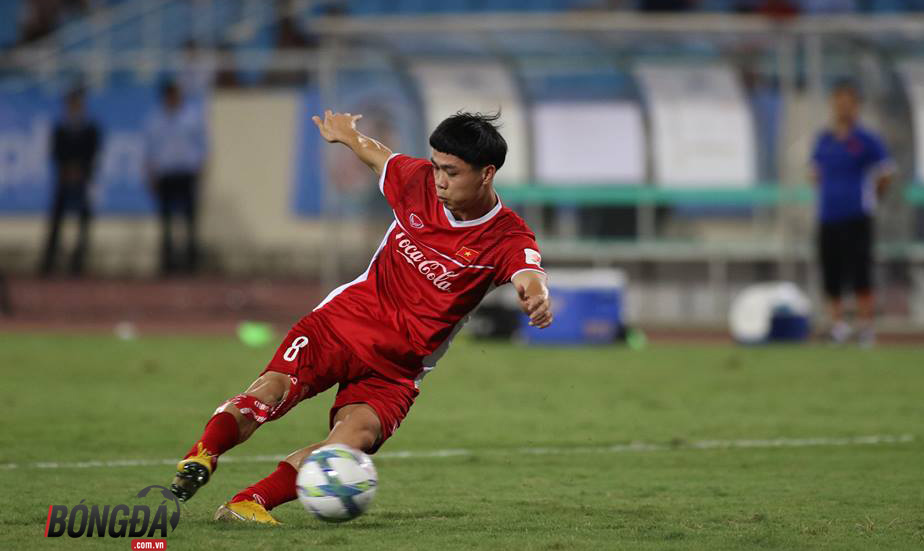 TRỰC TIẾP U23 Việt Nam vs U23 Palestine (H1): Văn Quyết đeo băng đội trưởng, Xuân Trường - Công Phượng đá chính - Bóng Đá