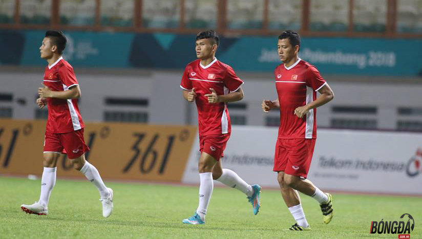TRỰC TIẾP U23 Việt Nam vs U23 Nepal: Công Phượng dự bị, Văn Đức đá chính - Bóng Đá