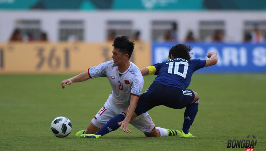 TRỰC TIẾP U23 Việt Nam 1-0 U23 Nhật Bản: Đức Chinh đánh đầu không vào - Bóng Đá