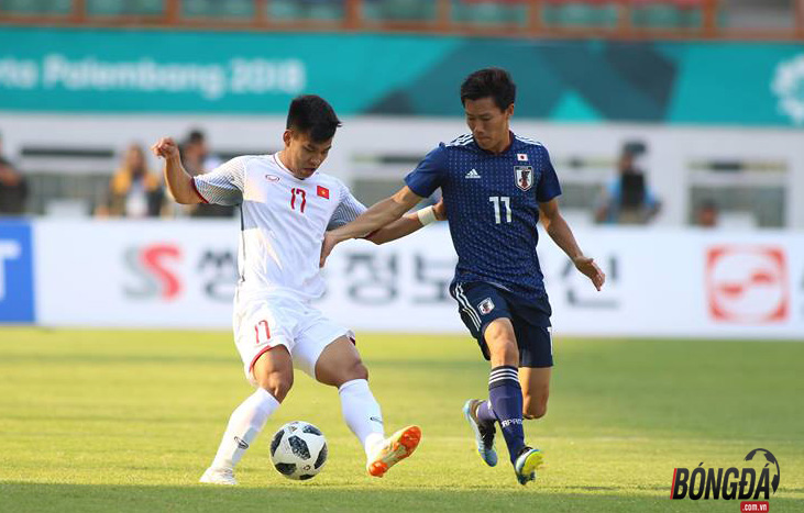 TRỰC TIẾP U23 Việt Nam 1-0 U23 Nhật Bản: Văn Quyết dứt điểm bóng đi chệch cột - Bóng Đá