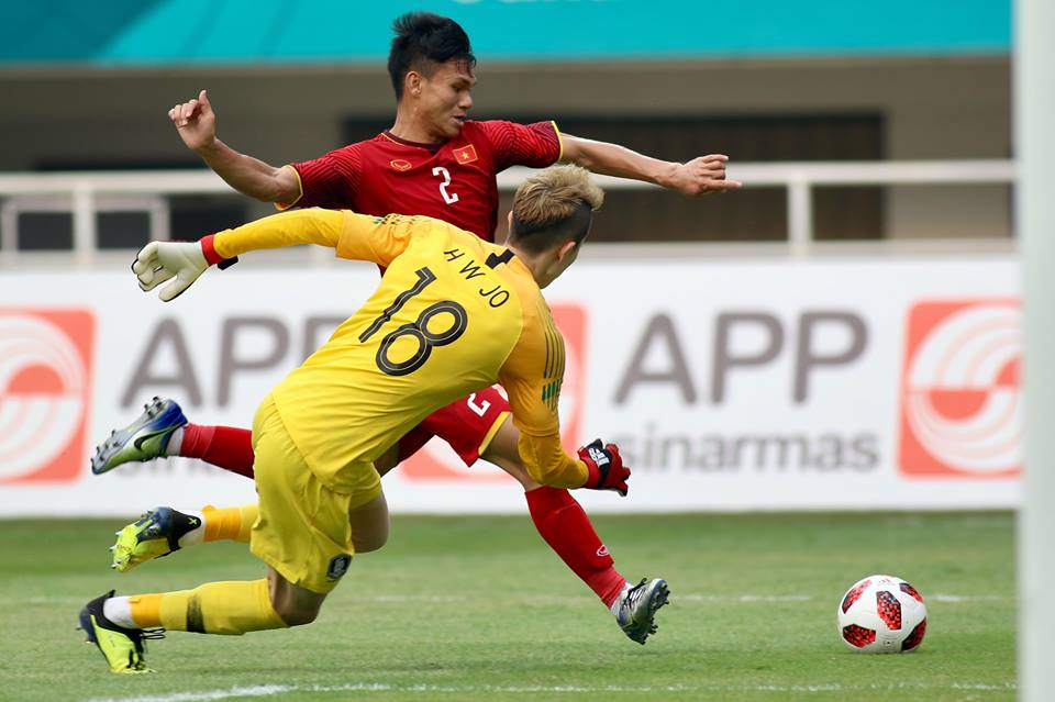 TRỰC TIẾP U23 Việt Nam 0-2 U23 Hàn Quốc (Hiệp 1): Văn Quyết chưa thể ghi bàn rút ngắn tỉ số - Bóng Đá