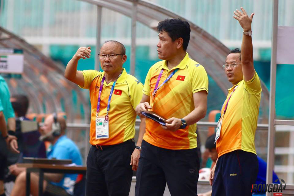 TRỰC TIẾP U23 Việt Nam 1-1 U23 UAE (HIỆP 1): Minh Vương, Văn Đức vào sân - Bóng Đá