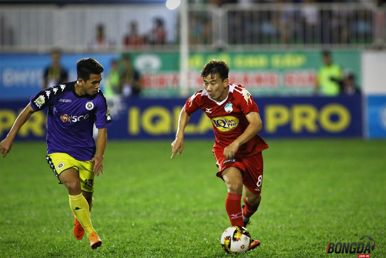 TRỰC TIẾP HAGL 1-4 Hà Nội FC (HIỆP 1): Oseni hai lần xé lưới Văn Tiến - Bóng Đá