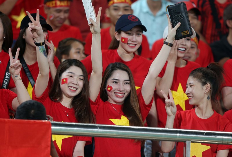 TRỰC TIẾP ĐT Lào 0-1 ĐT Việt Nam: Công Phượng nổ súng - Bóng Đá