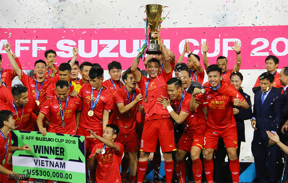 Chưa đá Asian Cup 2019, thầy trò HLV Park Hang-seo đã nhận "mưa tiền thưởng"