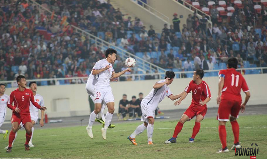 Trực tiếp ĐT Việt Nam 0-0 CHDCND Triều Tiên: Tiến Linh bỏ lỡ cơ hội - Bóng Đá