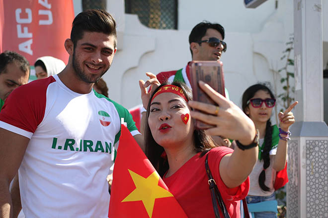 Trực tiếp ĐT Việt Nam 0-0 ĐT Iran: Công Phượng, Quang Hải đá chính - Bóng Đá