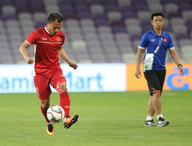 Trực tiếp ĐT Việt Nam 0-0 Yemen: Công Phượng đá chính, Viêt Nam chơi 3 tiền đạo - Bóng Đá
