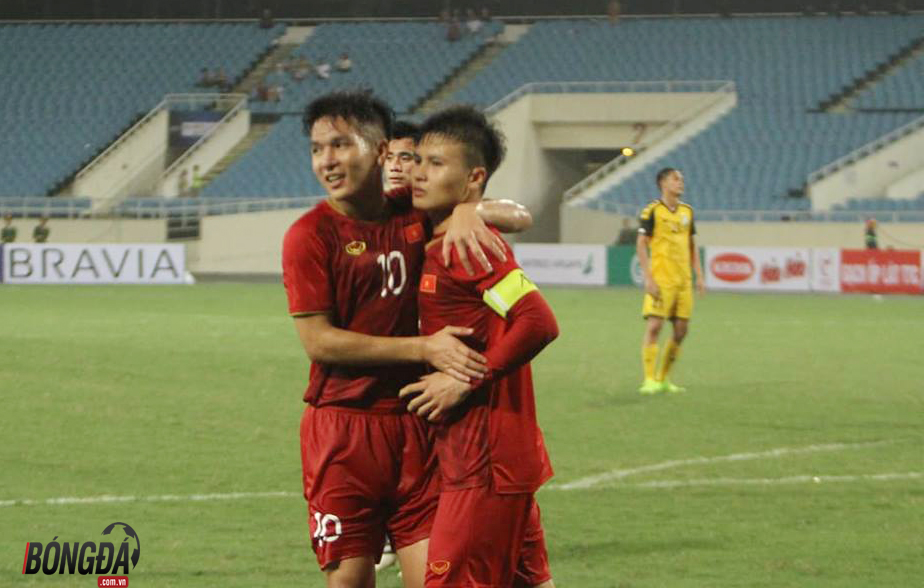TRỰC TIẾP U23 Việt Nam 5-0 U23 Brunei (H2): Tấn Sinh ghi bàn trên chấm 11m - Bóng Đá