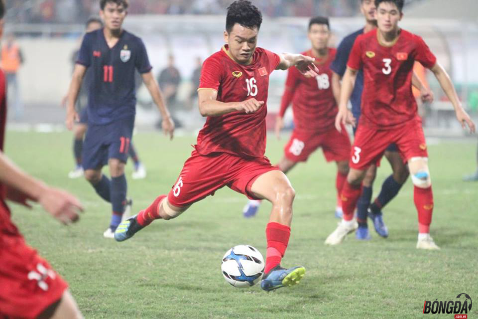 TRỰC TIẾP U23 Việt Nam 3-0 U23 Thái Lan (H2): Thành Chung ghi bàn  - Bóng Đá