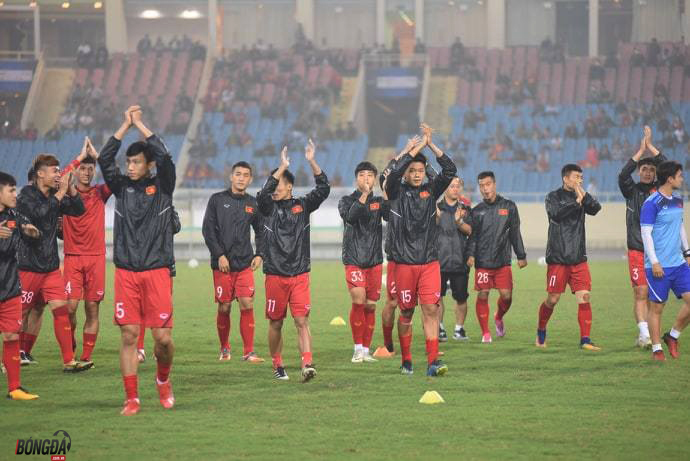 TRỰC TIẾP U23 Việt Nam 0-0 U23 Thái Lan (H1): Quang Hải, Đức Chinh - Đình Trọng đá chính - Bóng Đá
