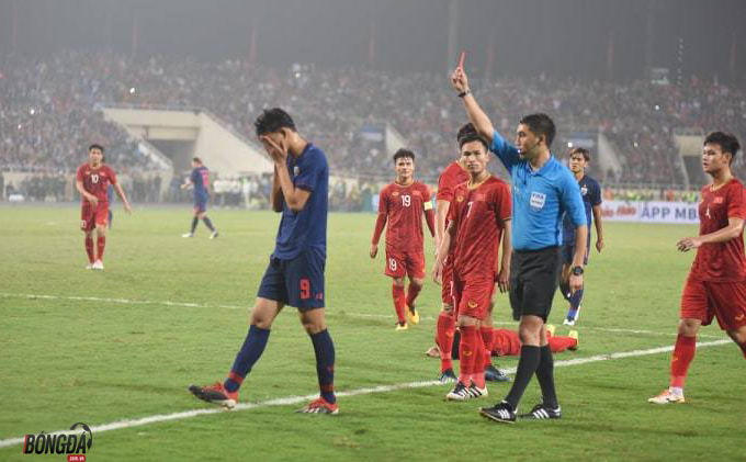 TRỰC TIẾP U23 Việt Nam 2-0 U23 Thái Lan (H2): Supachai nhận thẻ đỏ - Bóng Đá