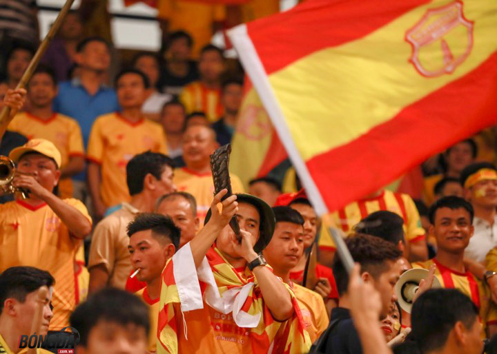 Trực tiếp Viettel 0-0 Nam Định: Tìm kiếm cơ hội đào thoát - Bóng Đá