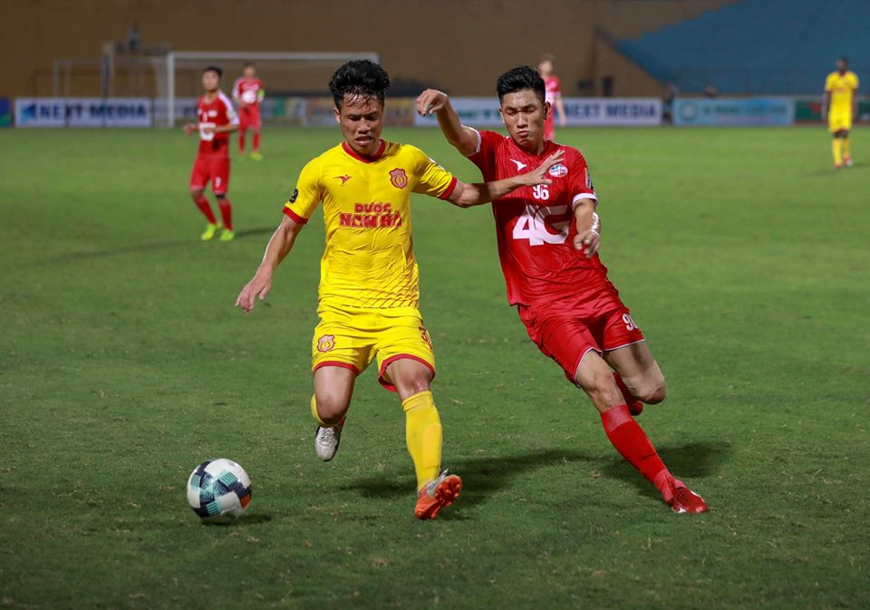 Trực tiếp Viettel 0-0 Nam Định: Đôi công hấp dẫn - Bóng Đá