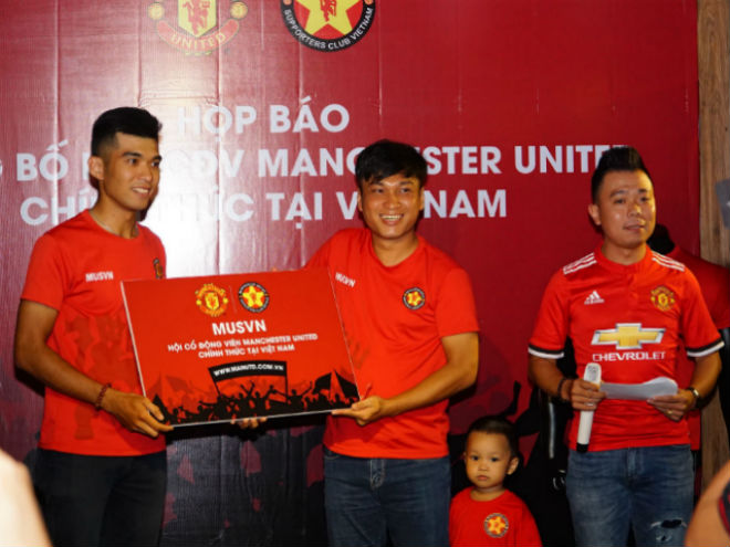 Fan Việt lùng vé xem trận MU - Inter Milan tại Singapore - Bóng Đá