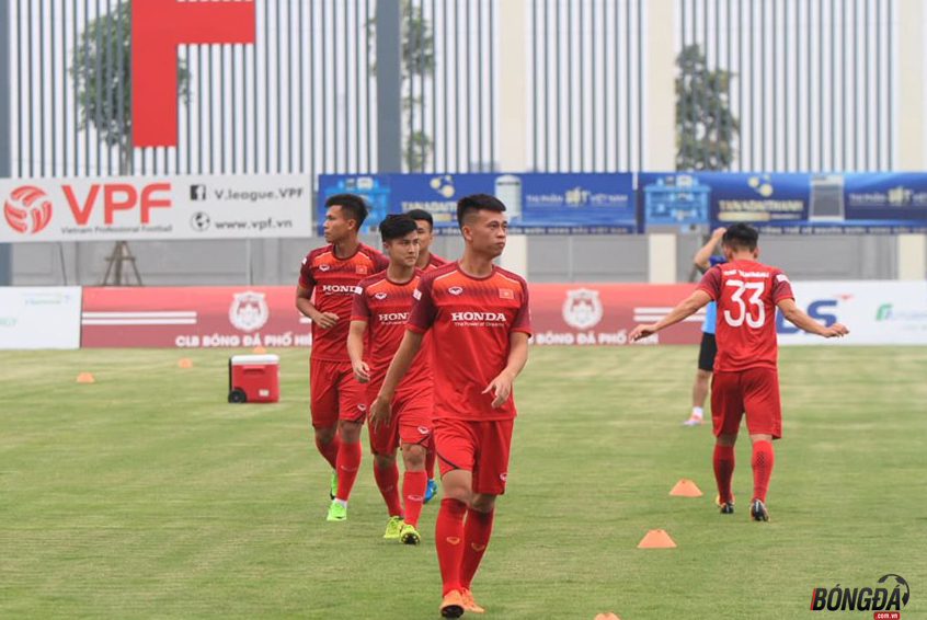 18h00 Trực tiếp U23 Việt Nam vs U18 Việt Nam: Phép thử của HLV Park Hang-seo - Bóng Đá