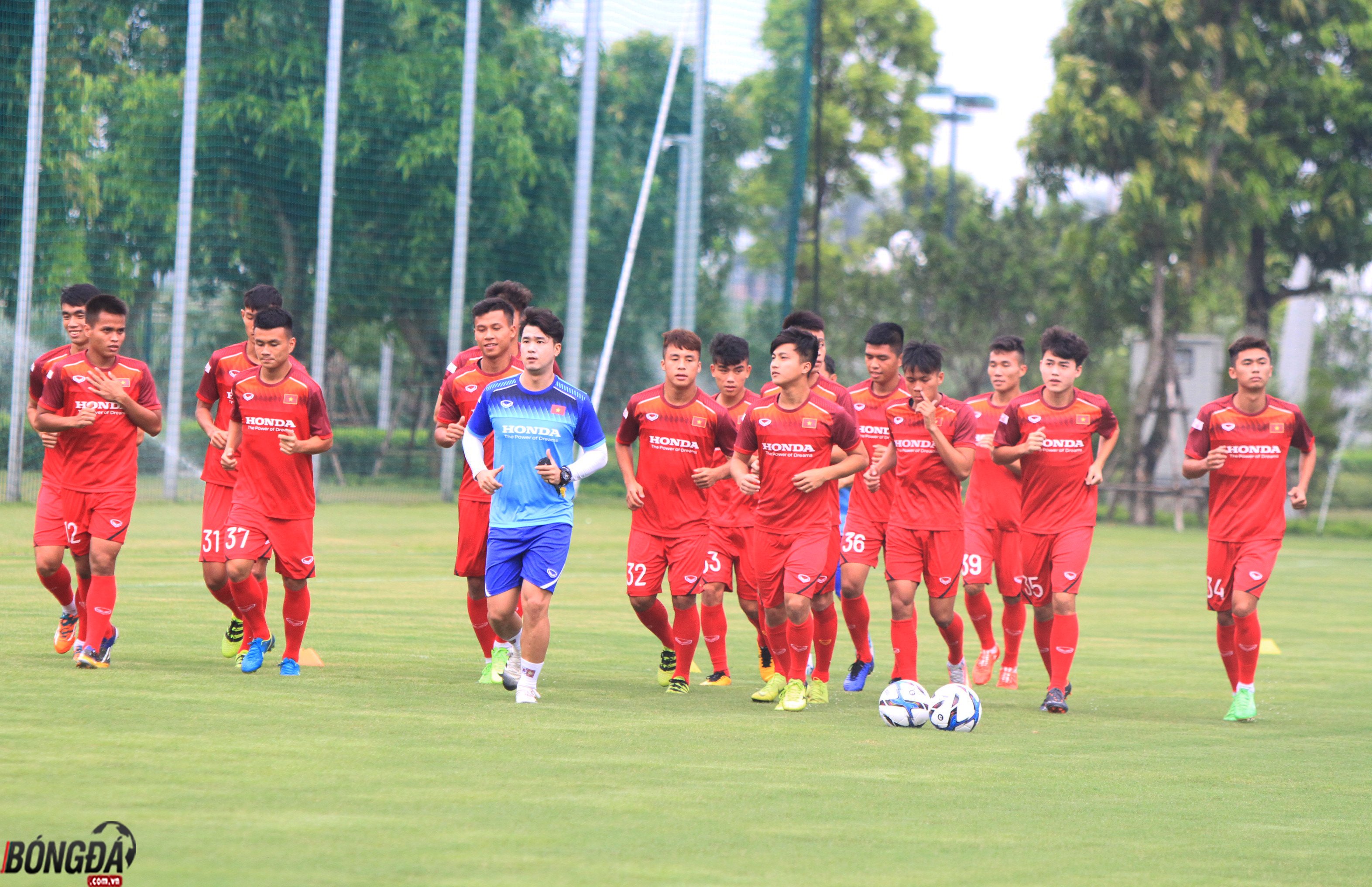 18h00 trực tiếp U23 Việt Nam vs U18 Việt Nam: Phép thử của HLV Park Hang-seo - Bóng Đá