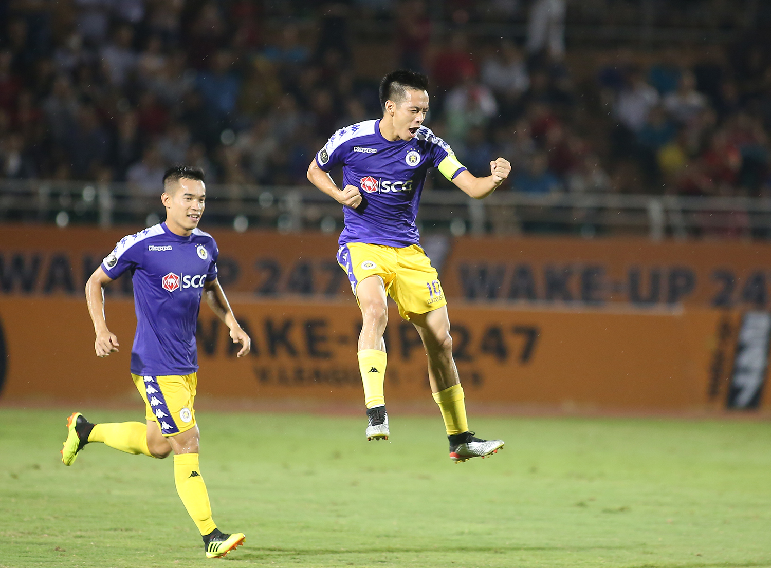 Cháy vé trận chung kết sớm V-League 2019: TP.HCM đấu Hà Nội FC - Bóng Đá