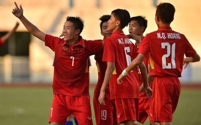Thắng nghẹt thở Đông Timor, U15 Việt Nam giành vé vào bán kết