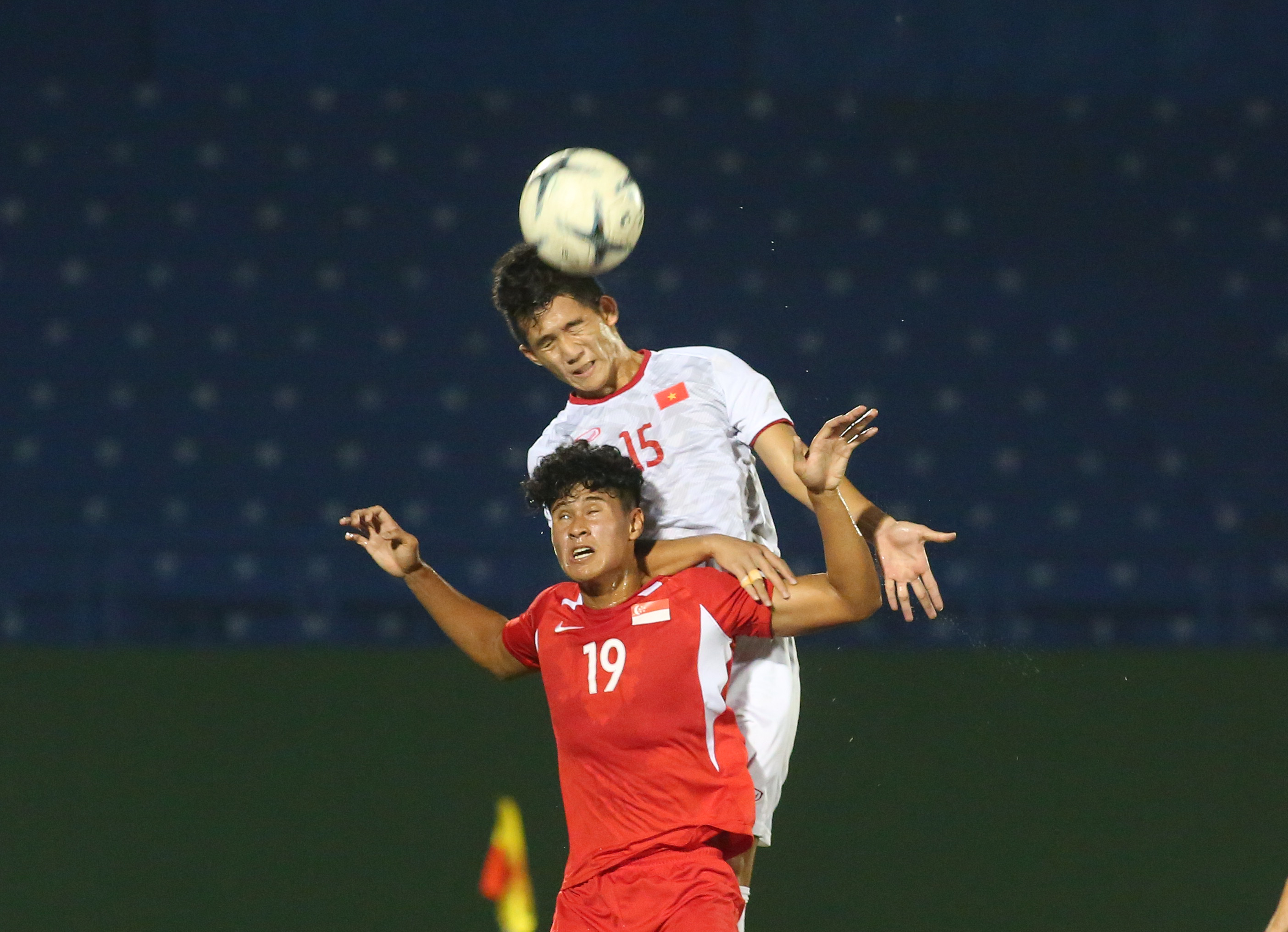 Chùm ảnh U18 Việt Nam đã bại Singapore - Bóng Đá