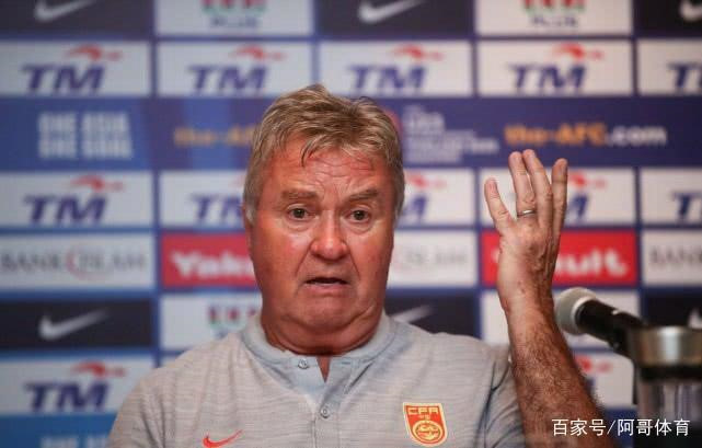 HLV Guus Hiddink nói điều bất ngờ sau trận thua U22 Việt Nam - Bóng Đá