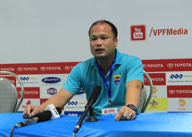 Thanh Hóa bổ nhiệm Hoàng Thanh Tùng cho cuộc chiến trụ hạng V-League 2019 - Bóng Đá