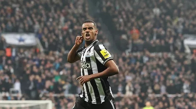 Alexander Isak - Arsenal - Bóng Đá