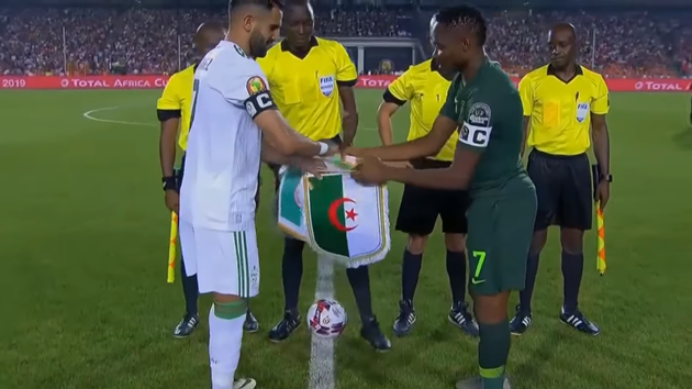Mahrez lập siêu phẩm phút bù giờ, Algeria lọt vào chung kết CAN sau gần 30 năm - Bóng Đá
