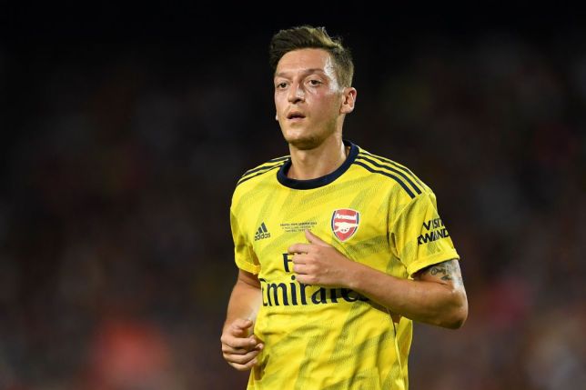 Chán cuộc sống ở Anh, Mesut Ozil đã rất gần với giải MLS - Bóng Đá