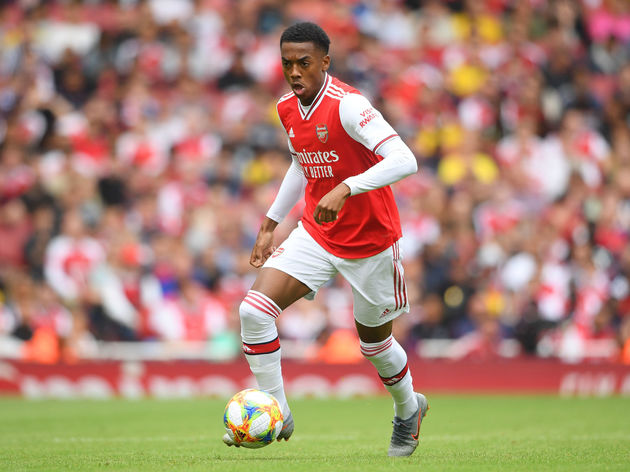Chuyển nhượng ồ ạt, Arsenal gặp ngay vấn đề nghiêm trọng