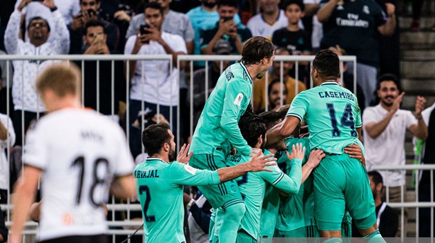 Kroos lập siêu phẩm phạt góc, Real Madrid tiến vào chung kết Siêu cúp Tây Ban Nha - Bóng Đá