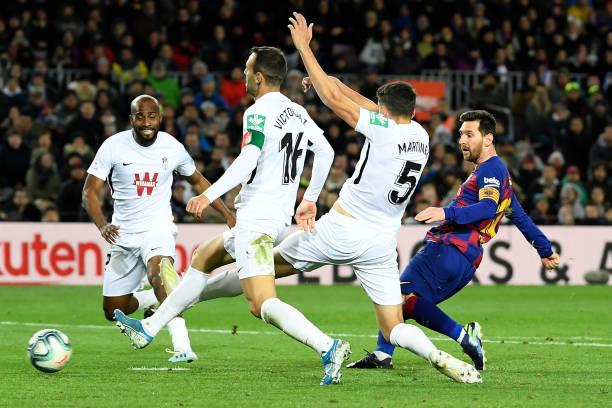 Messi tỏa sáng, tân thuyền trưởng Barcelona có chiến thắng đầu tiên - Bóng Đá