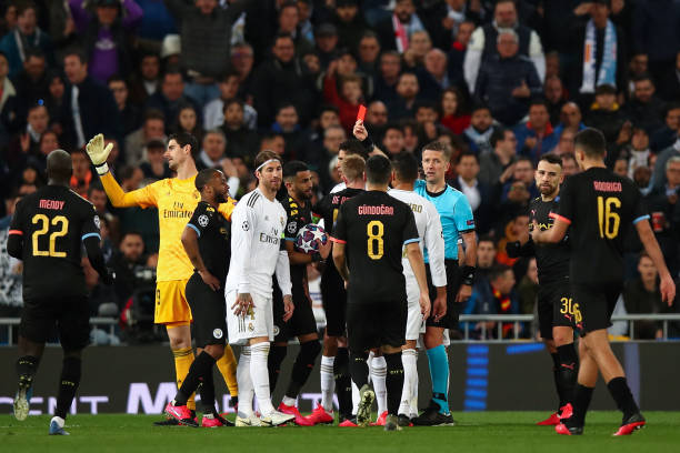 Ramos nhận thẻ đỏ, Real gục ngã đau đớn trước Man City ngay tại Bernabeu - Bóng Đá