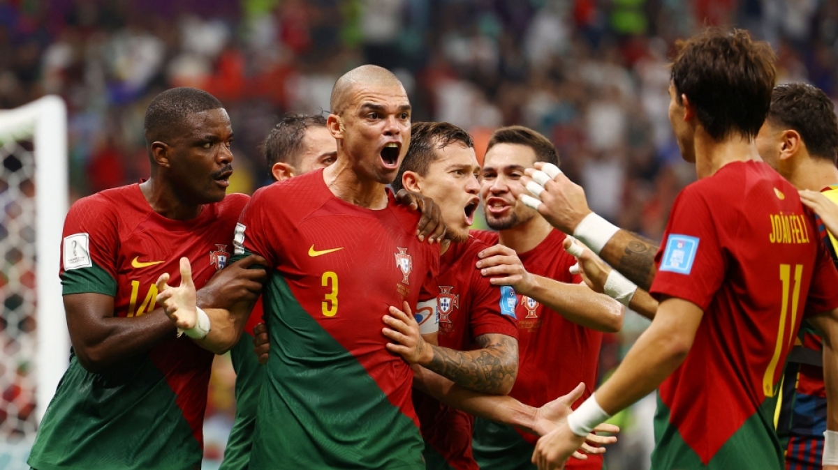 Ronaldo dự bị giúp cho Bồ Đào Nha lột xác hoàn toàn - Bóng Đá