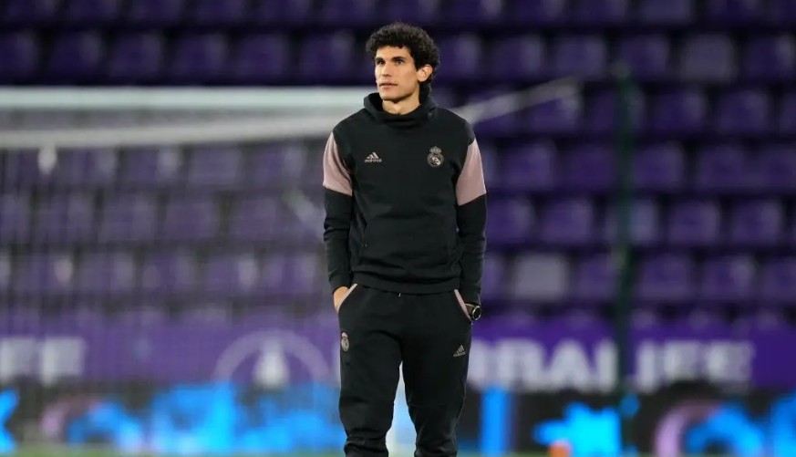 Real Madrid khủng hoảng hàng thủ trước cuộc chạm trán Sevilla