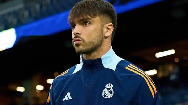 Asencio vẫn giữ vai trò quan trọng tại Real.