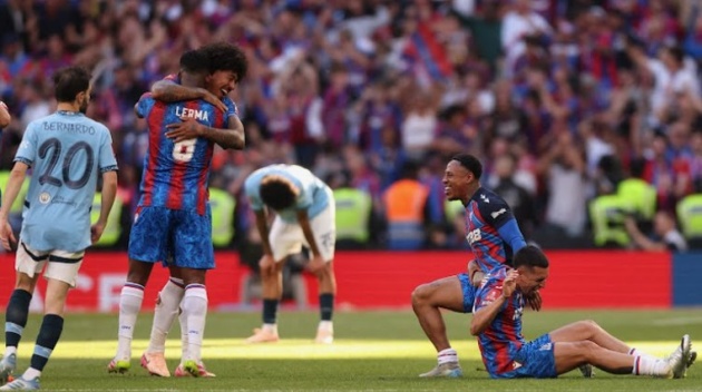Palace đánh bại Man City.