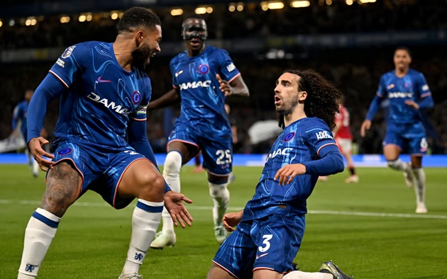 Chelsea có cơ hội giành vé dự Champions League