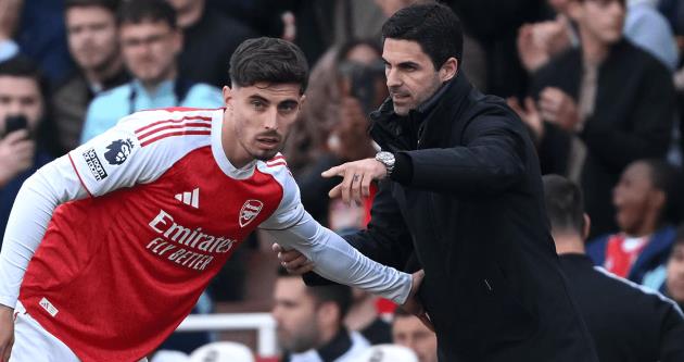Arsenal cần một trung phong đẳng cấp.